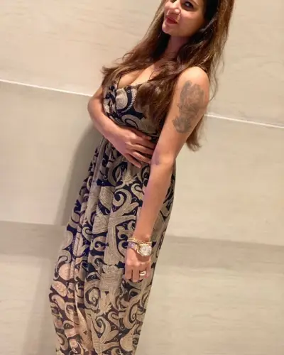 Srinivaspur Escort
