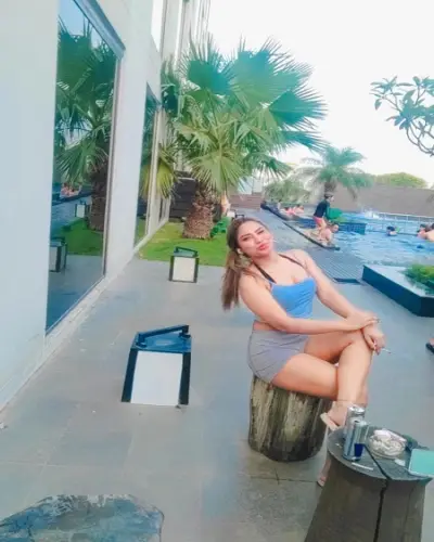 Escort Srinivaspur